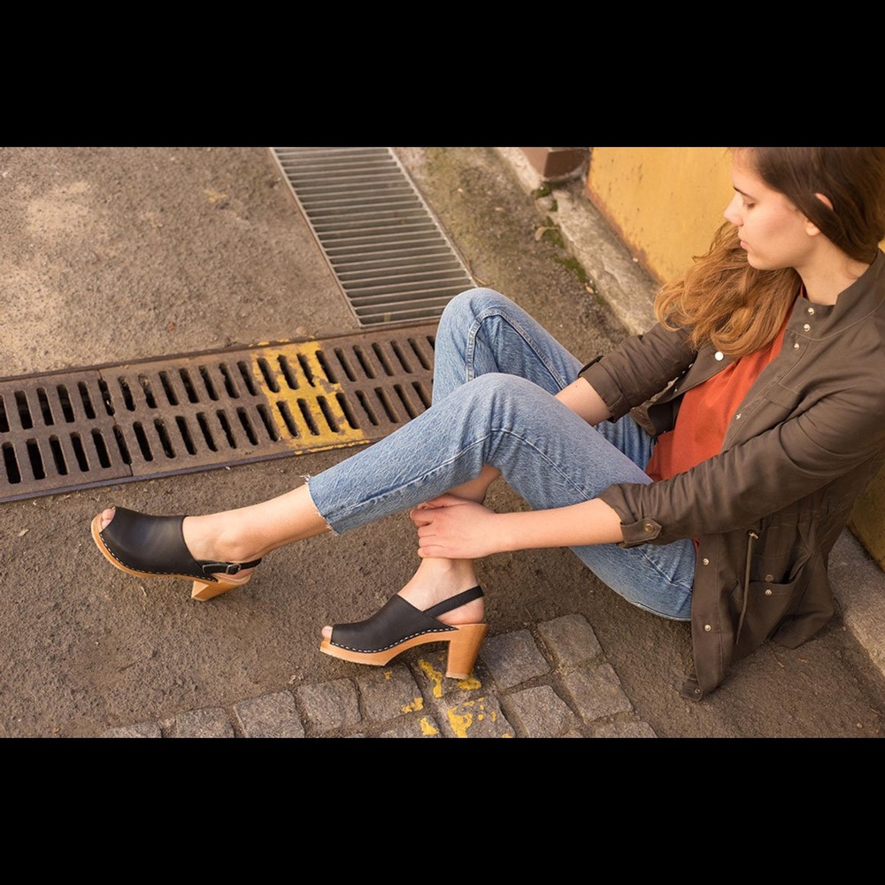 New- Maguba Swedish clogs